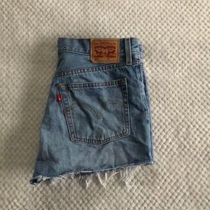 501 Levi Shorts